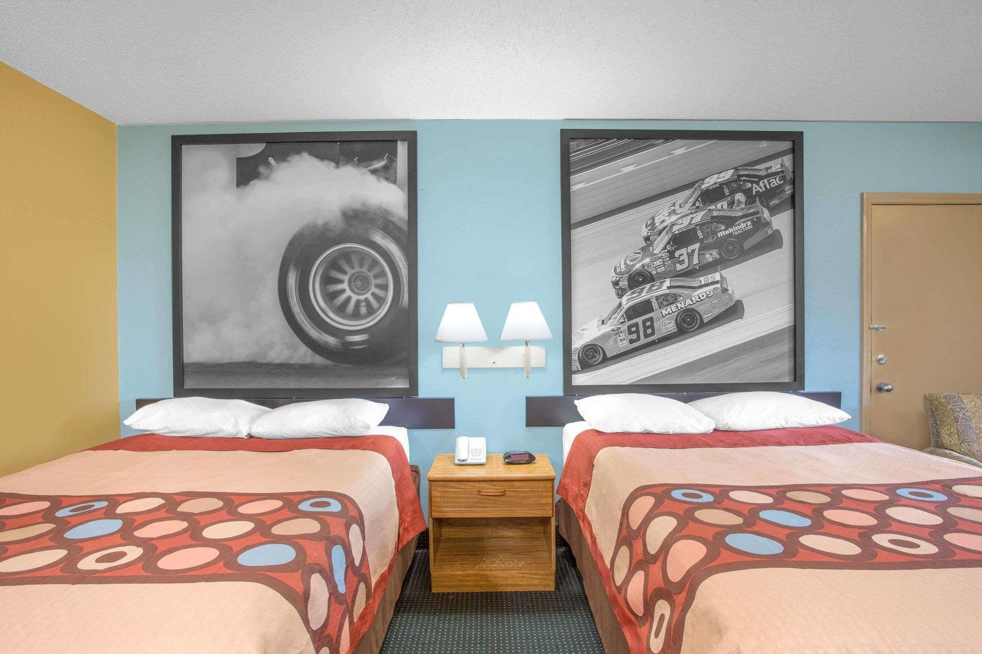Super 8 By Wyndham Dunn Motel Exterior photo